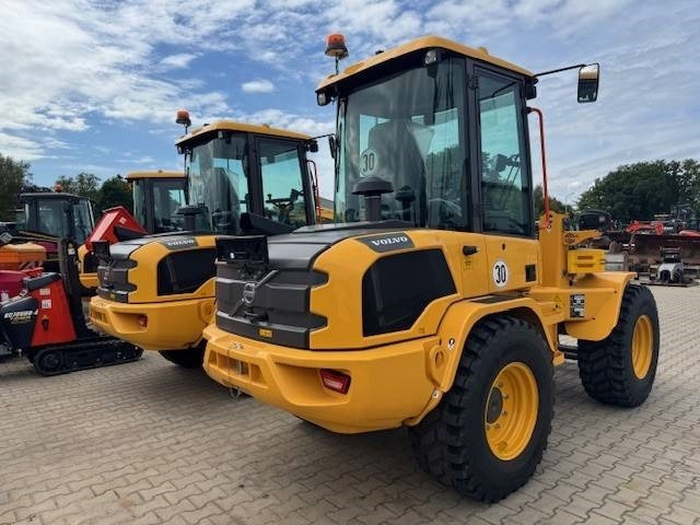 Volvo L 30 HS Klima - Cargadora de ruedas: foto 5 Volvo L 30 HS Klima - Cargadora de ruedas: foto 5