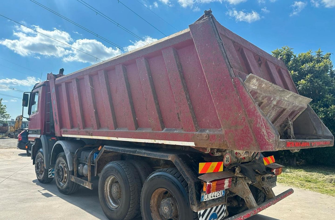 Leasing de  Mercedes Actros 4143 ribaltabile 4 assi Mercedes Actros 4143 ribaltabile 4 assi: foto 6