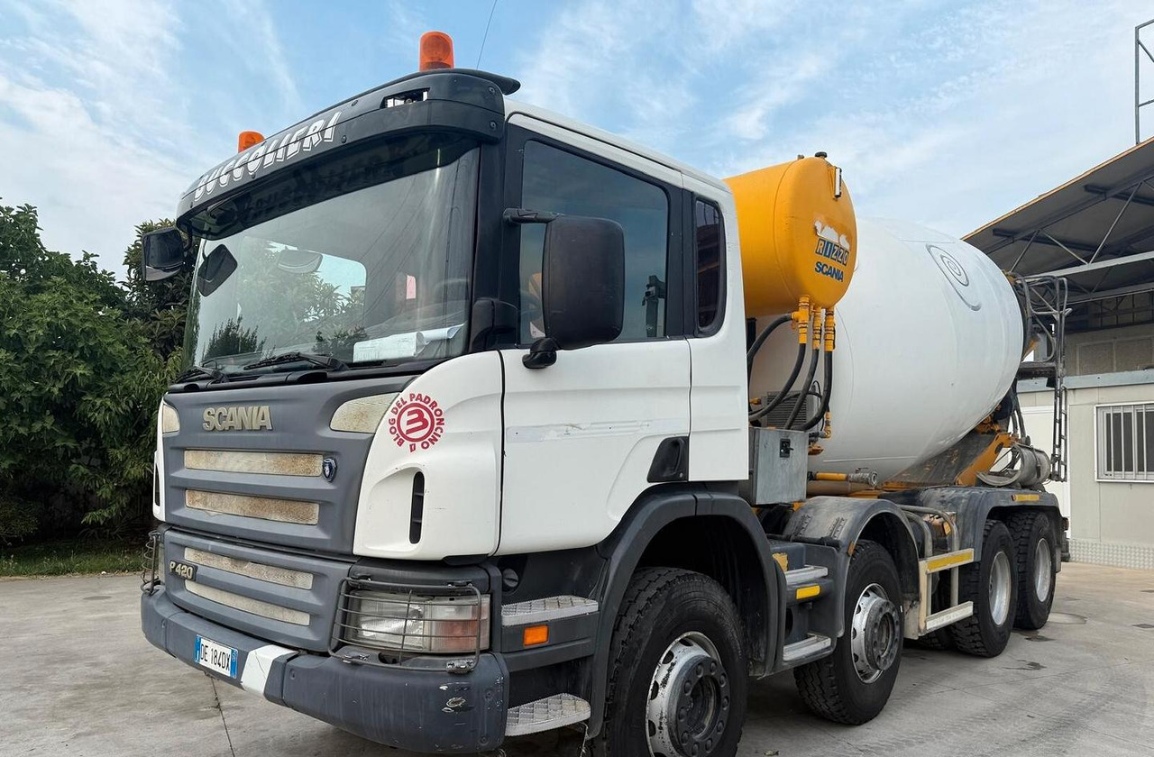 Autobetoniera Scania 420 4 assi - Otros maquinaria: foto 3 Autobetoniera Scania 420 4 assi - Otros maquinaria: foto 3