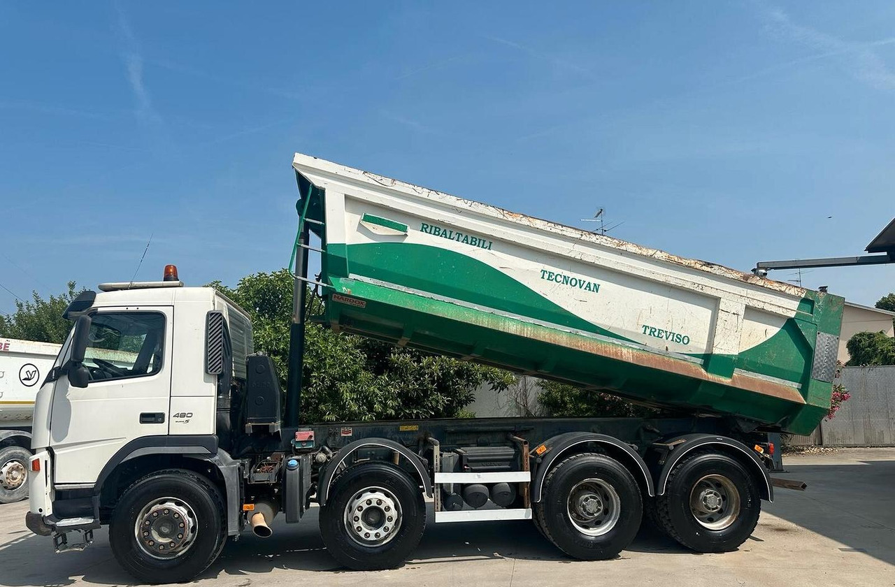 Volvo Fm 12 480 4 assi euro 5 - Camión volquete: foto 5 Volvo Fm 12 480 4 assi euro 5 - Camión volquete: foto 5