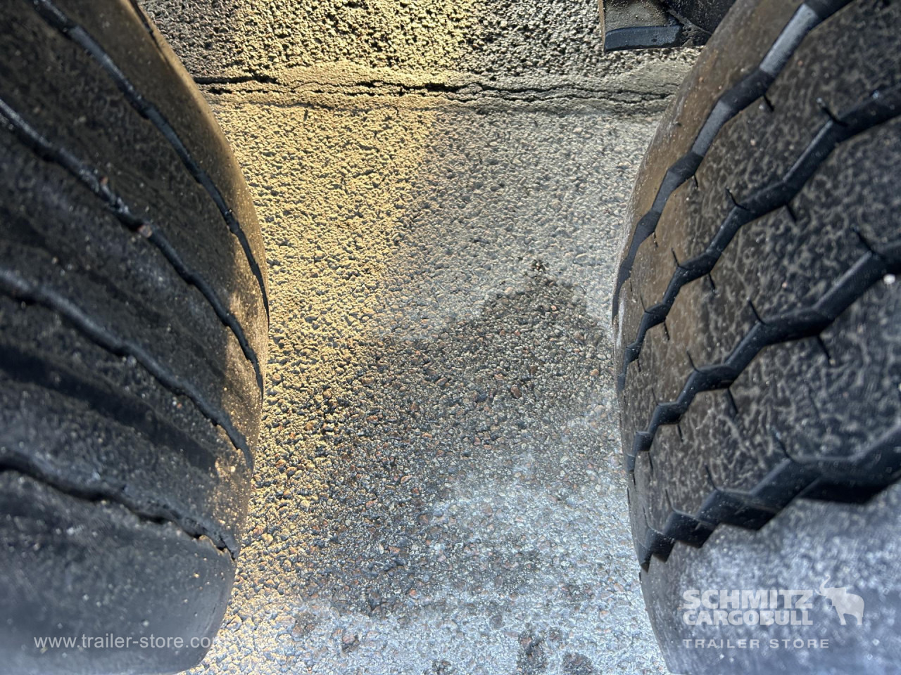 SCHMITZ Reefer Standard Double deck - Semirremolque isotérmico: foto 3 SCHMITZ Reefer Standard Double deck - Semirremolque isotérmico: foto 3