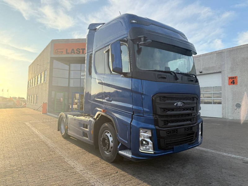 Ford F-Max - Cabeza tractora: foto 1 Ford F-Max - Cabeza tractora: foto 1