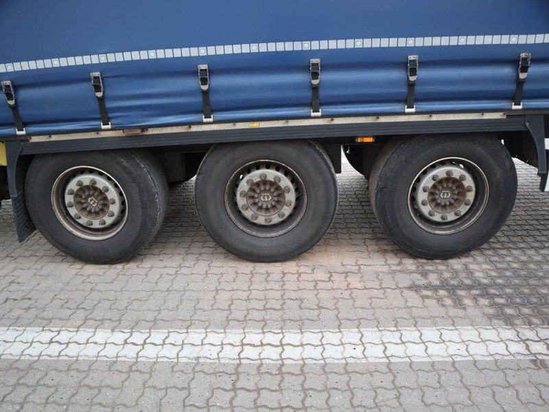 Krone 3 axle curtainside trailer - Semirremolque lona: foto 3 Krone 3 axle curtainside trailer - Semirremolque lona: foto 3