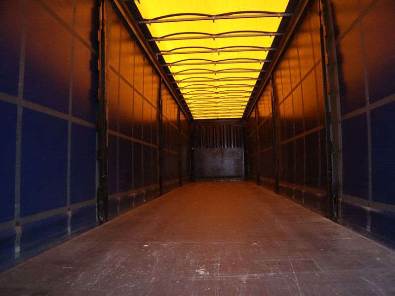 Krone 3 axle curtainside trailer - Semirremolque lona: foto 4 Krone 3 axle curtainside trailer - Semirremolque lona: foto 4