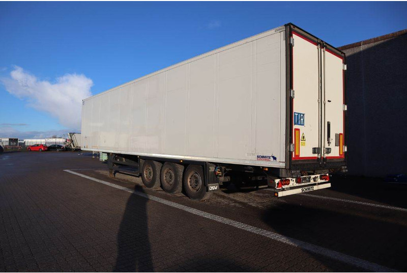 Schmitz Cargobull 3 aks Double Compartment / Doppelkammer - Semirremolque frigorífico: foto 3 Schmitz Cargobull 3 aks Double Compartment / Doppelkammer - Semirremolque frigorífico: foto 3
