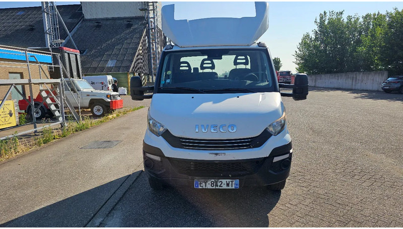 Iveco Daily IS70CI2BA - Camión chasis: foto 2 Iveco Daily IS70CI2BA - Camión chasis: foto 2