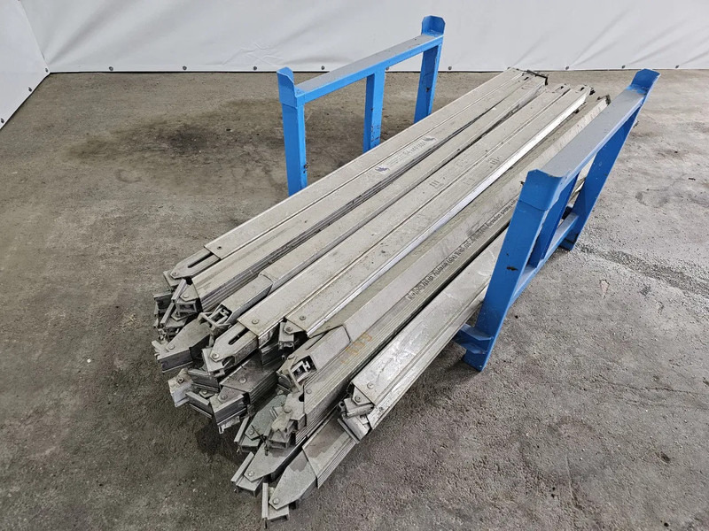 Schmitz Cargobull Doppelstock-systeem - Dubbellaadvloersystem - Piezas de recambio para Camión: foto 1 Schmitz Cargobull Doppelstock-systeem - Dubbellaadvloersystem - Piezas de recambio para Camión: foto 1
