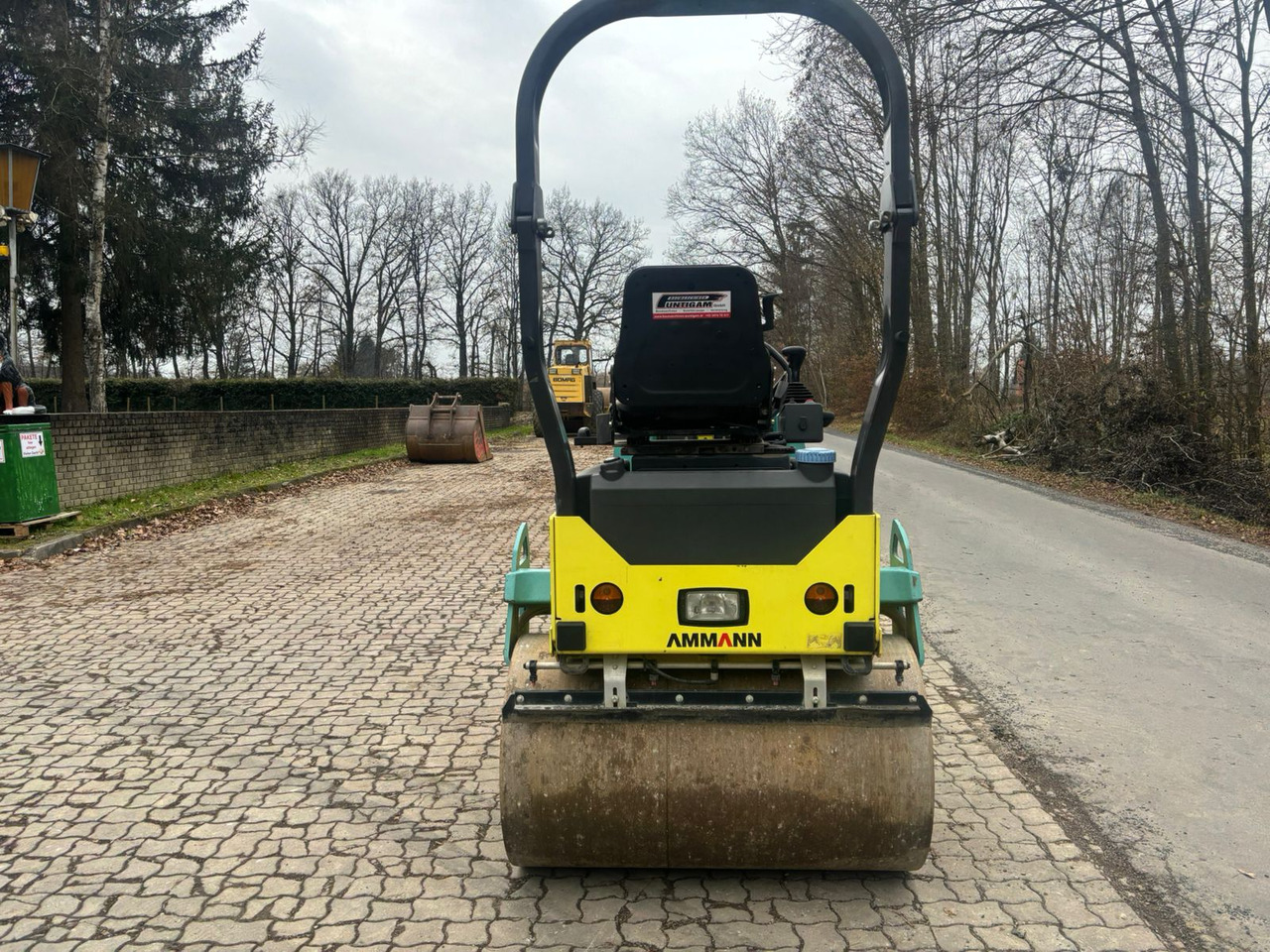 Apisonadora de asfalto AMMANN ARX 26: foto 6