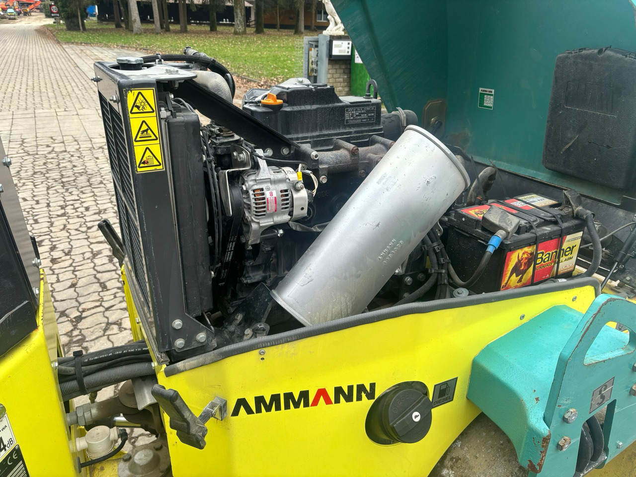 Apisonadora de asfalto AMMANN ARX 26: foto 9
