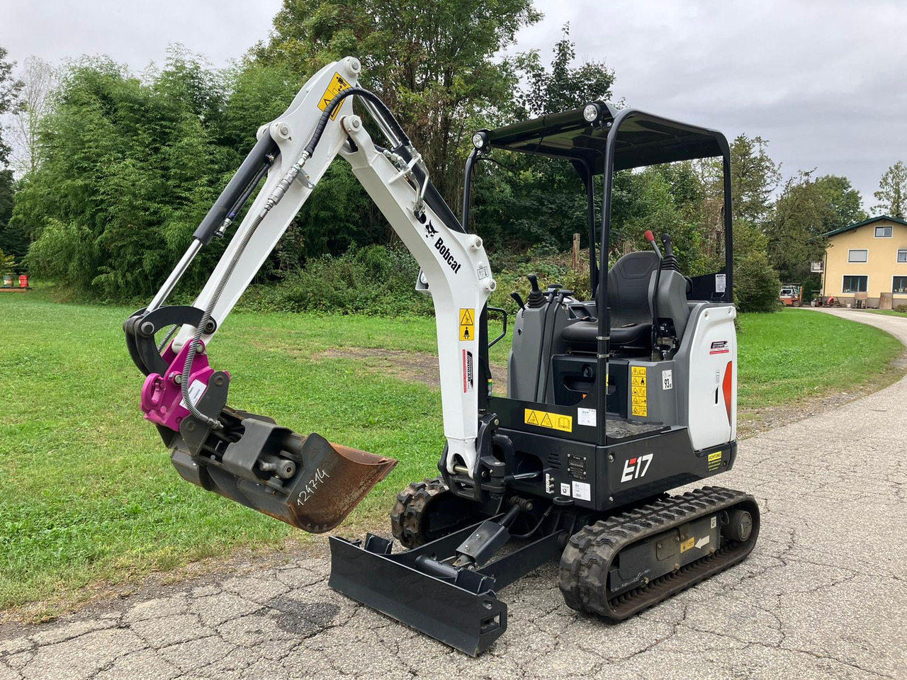 BOBCAT E17 - Miniexcavadora: foto 3 BOBCAT E17 - Miniexcavadora: foto 3