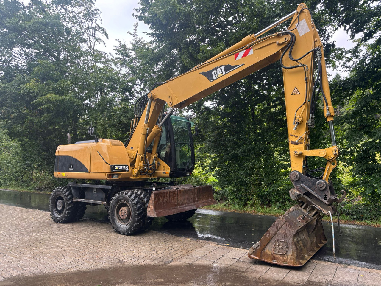 CATERPILLAR M 316 C - Excavadora de ruedas: foto 4 CATERPILLAR M 316 C - Excavadora de ruedas: foto 4