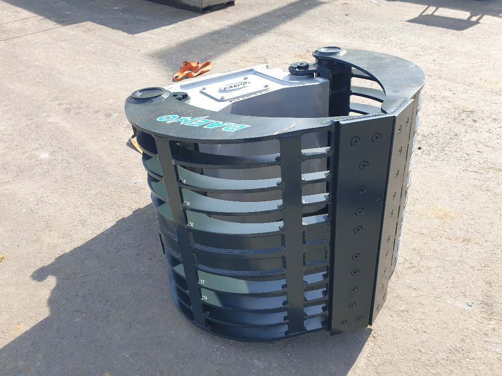 Daemo DMR 800 - Pinza de manipulación para Excavadora de cadenas: foto 3 Daemo DMR 800 - Pinza de manipulación para Excavadora de cadenas: foto 3