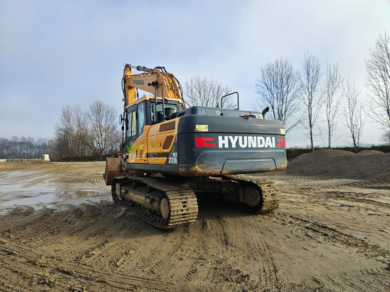 HYUNDAI HX 220 L - Excavadora de cadenas: foto 5 HYUNDAI HX 220 L - Excavadora de cadenas: foto 5