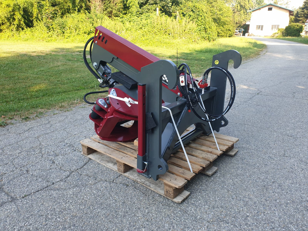 Hydraulic forwarding tongs for telehandlers - Pinza de manipulación para Cargadora de ruedas telescópica: foto 5 Hydraulic forwarding tongs for telehandlers - Pinza de manipulación para Cargadora de ruedas telescópica: foto 5