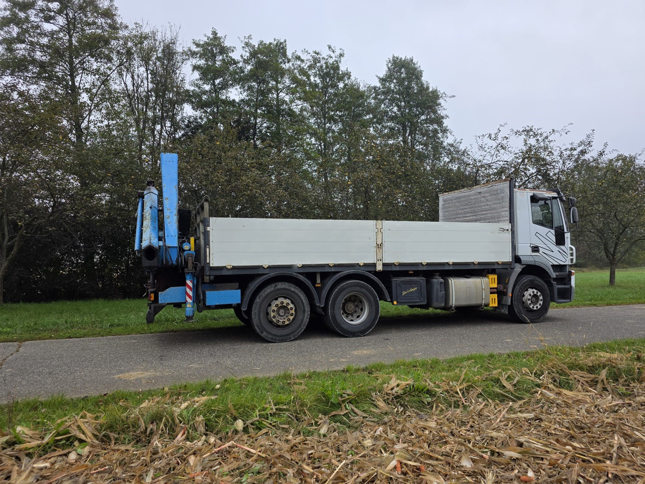 IVECO Stralis AD mit Fassi F210A.25 - Camión grúa: foto 2 IVECO Stralis AD mit Fassi F210A.25 - Camión grúa: foto 2