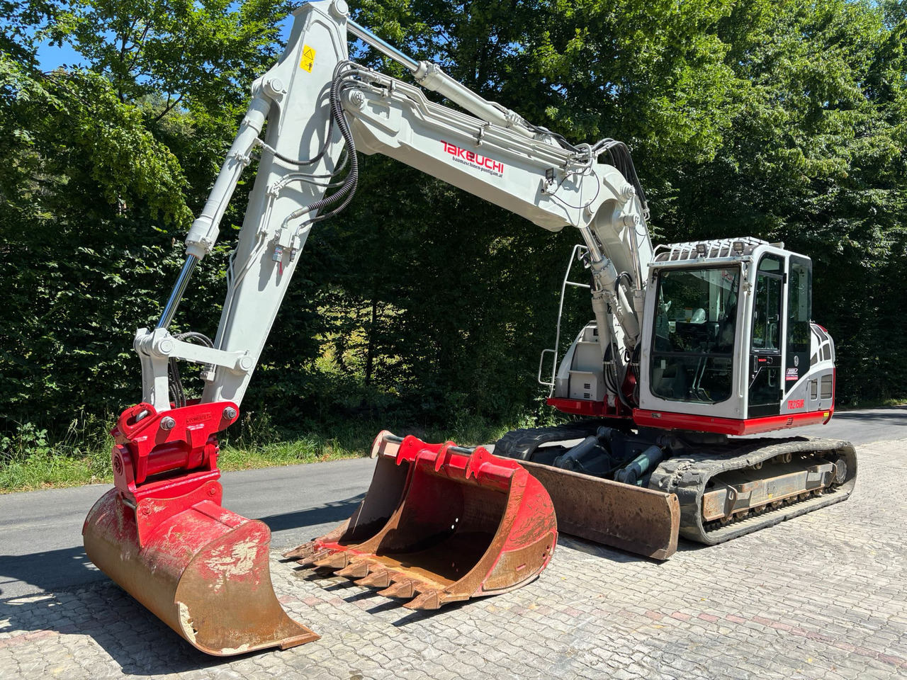 Takeuchi TB 2150 R - Excavadora de cadenas: foto 3 Takeuchi TB 2150 R - Excavadora de cadenas: foto 3