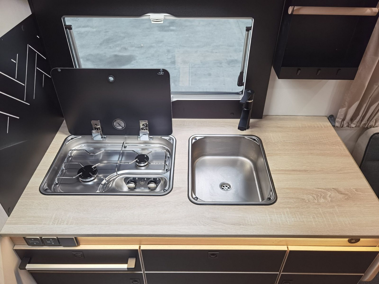 Autocaravana perfilada Chausson 640 TITANIUM / -2026- / XXL - HUBBETT & RAUMBAD: foto 11 Autocaravana perfilada Chausson 640 TITANIUM / -2026- / XXL - HUBBETT & RAUMBAD: foto 11