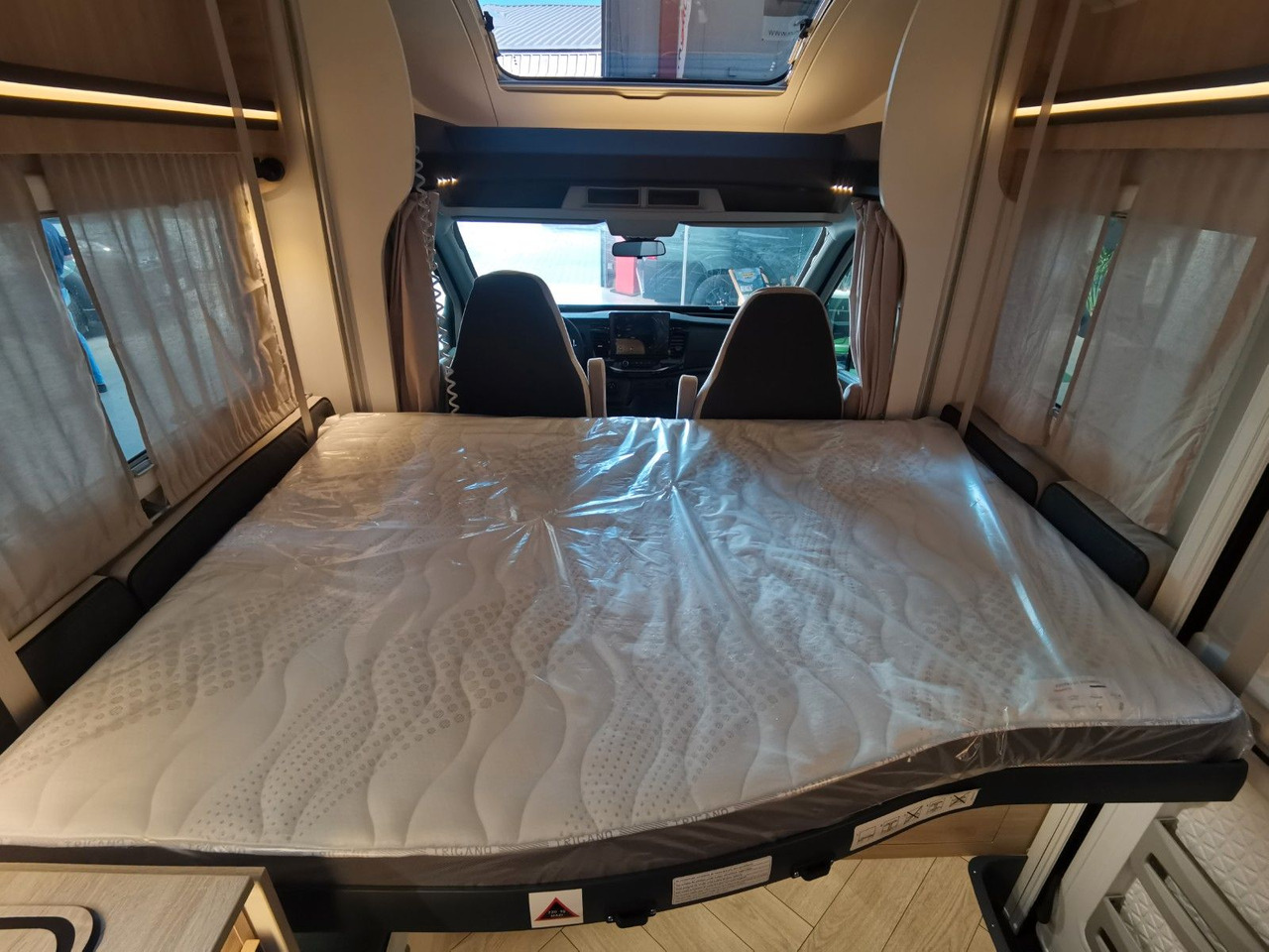 Autocaravana perfilada Chausson 650 TITANIUM / -2026- / 165PS-8G. / AHK/ HUBBETT: foto 20 Autocaravana perfilada Chausson 650 TITANIUM / -2026- / 165PS-8G. / AHK/ HUBBETT: foto 20