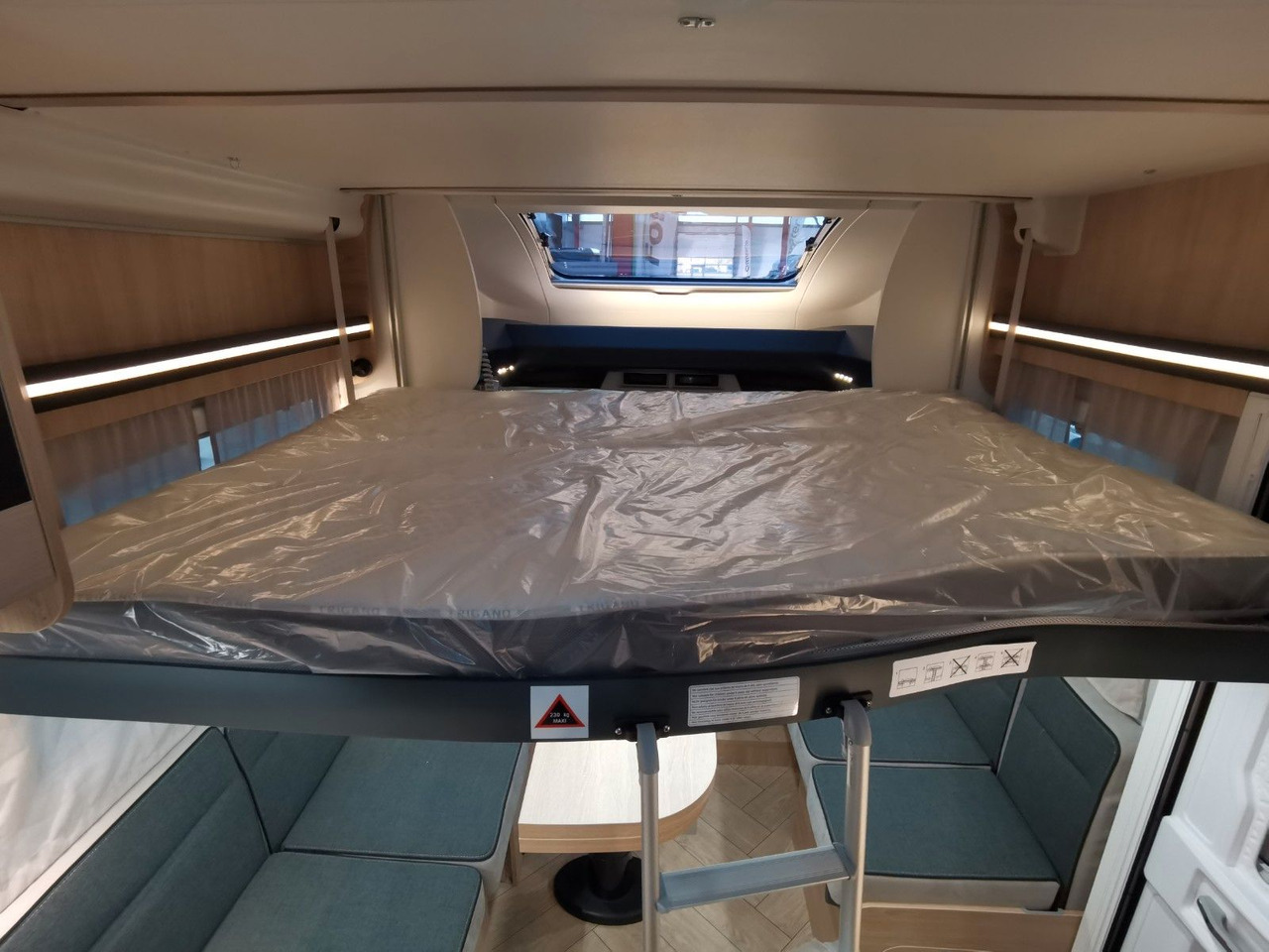 Autocaravana perfilada Chausson 650 TITANIUM / MODELL 2026 / 165PS-8G. / HUBBETT: foto 18