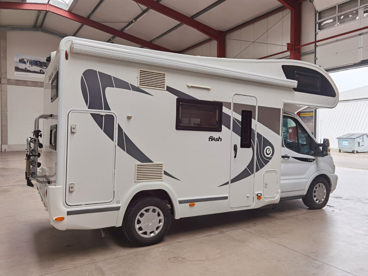 Chausson FLASH C 646 / 170PS / ETAGENBETTEN / TÜV-05.2027 - Autocaravana capuchina: foto 4 Chausson FLASH C 646 / 170PS / ETAGENBETTEN / TÜV-05.2027 - Autocaravana capuchina: foto 4