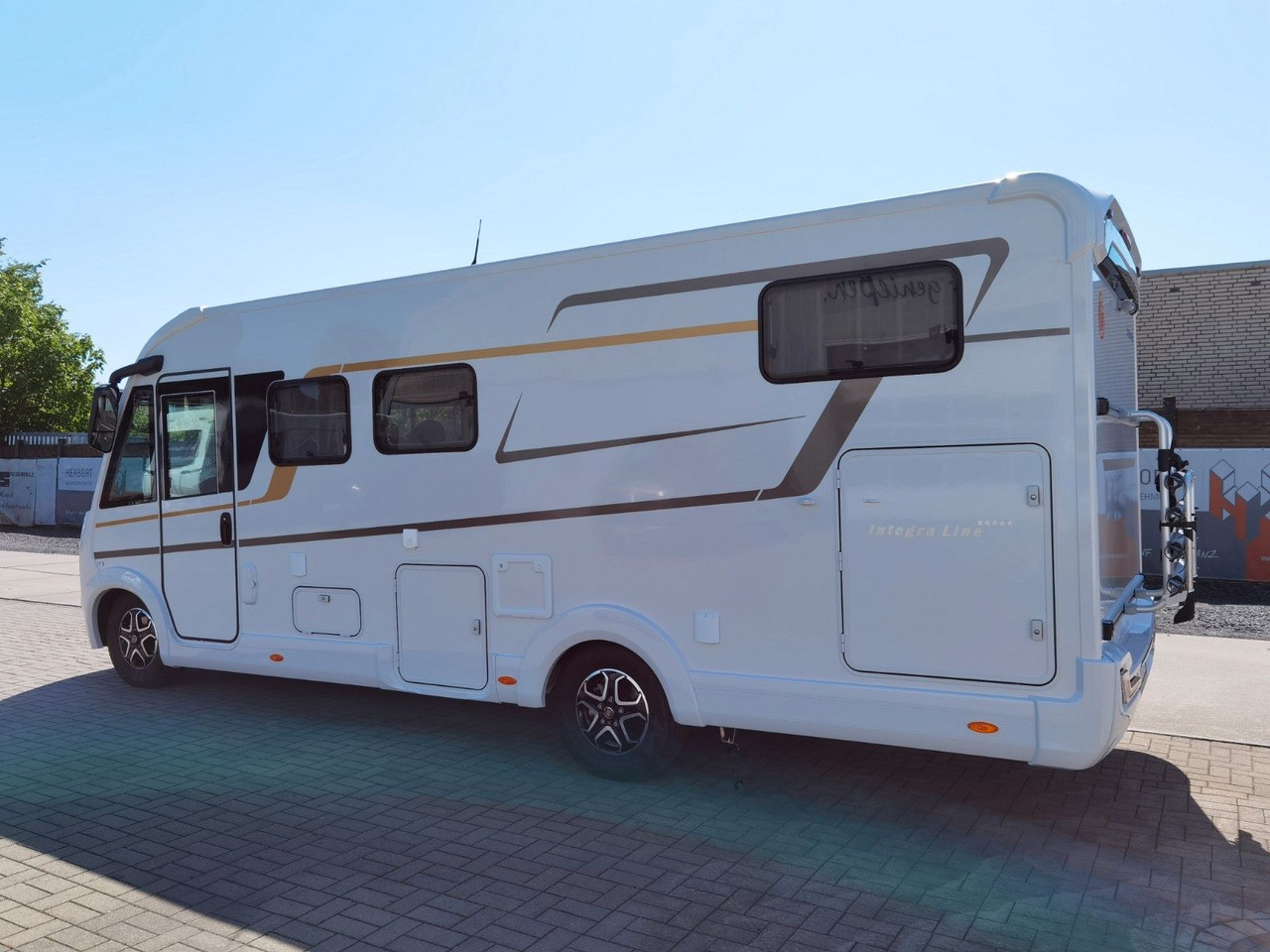 Eura Mobil INTEGRA LINE 720 EF / 180PS-9G 40H /EINZELBETTEN - Autocaravana integral: foto 5 Eura Mobil INTEGRA LINE 720 EF / 180PS-9G 40H /EINZELBETTEN - Autocaravana integral: foto 5