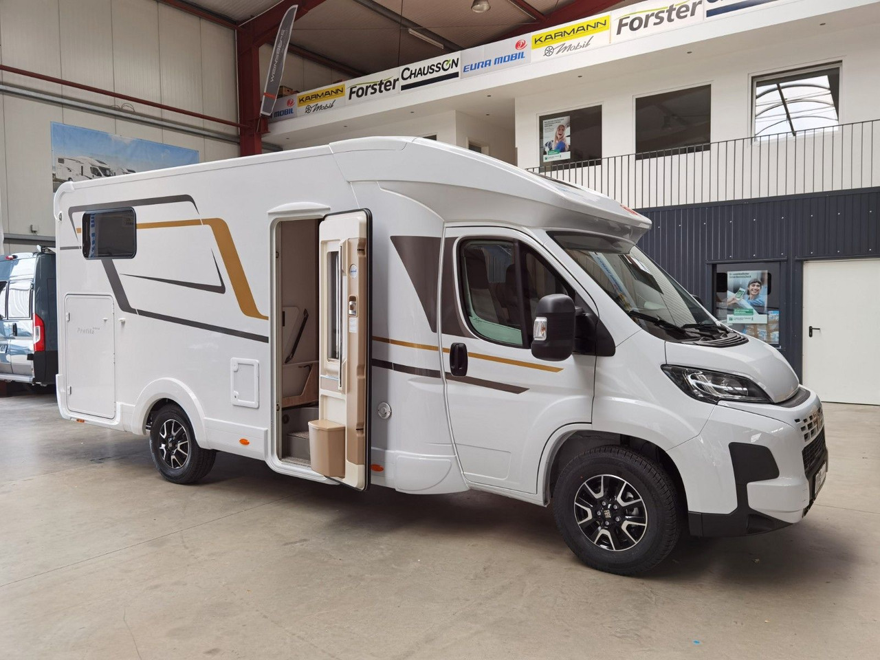 Autocaravana perfilada Eura Mobil PROFILA T 695 EB / MODELL 2026 / EINZELBETTEN: foto 9