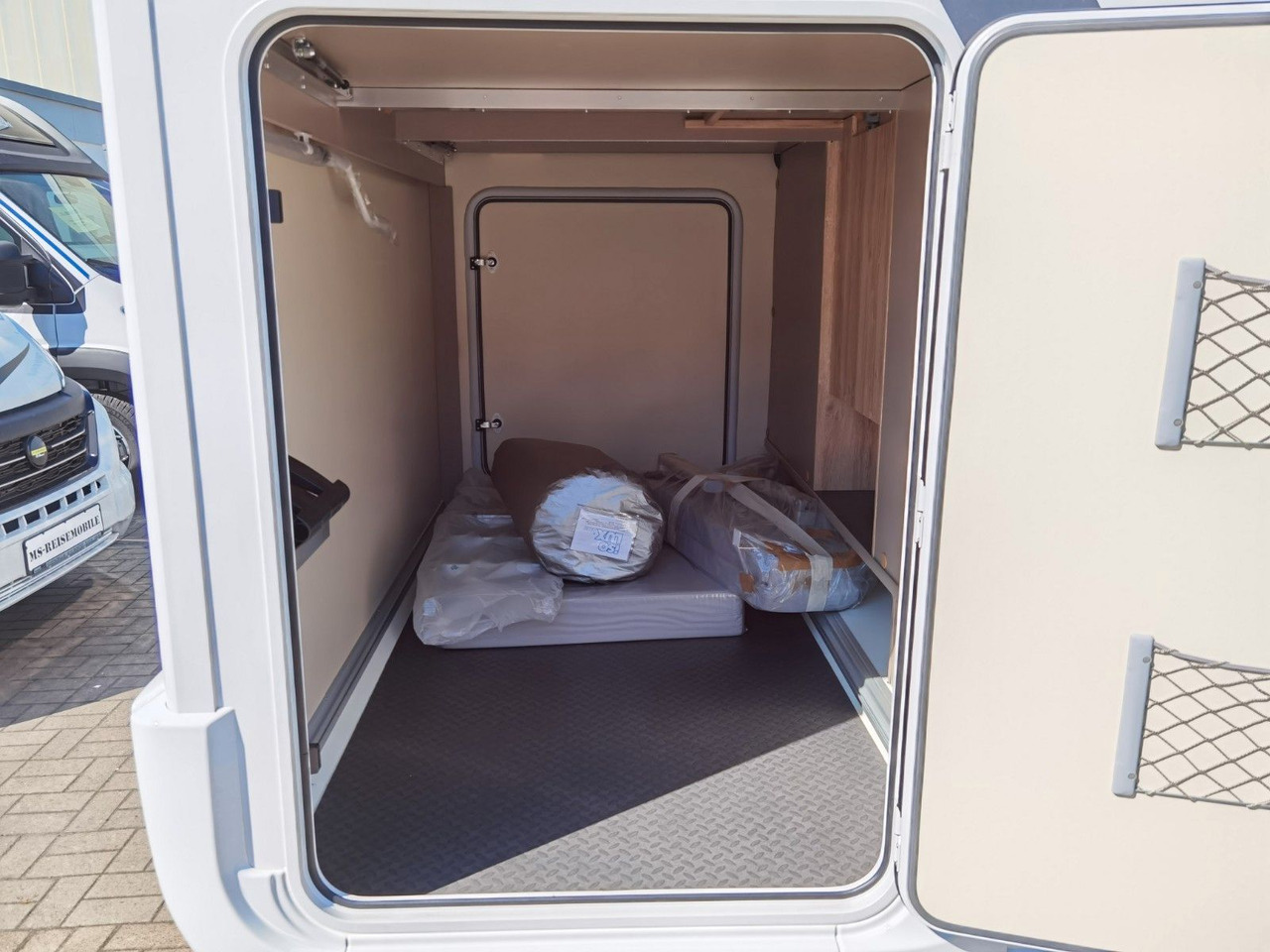 Autocaravana perfilada Eura Mobil PROFILA T 696 EB /-2025-/ S-PAKET / EINZELBETTEN: foto 9