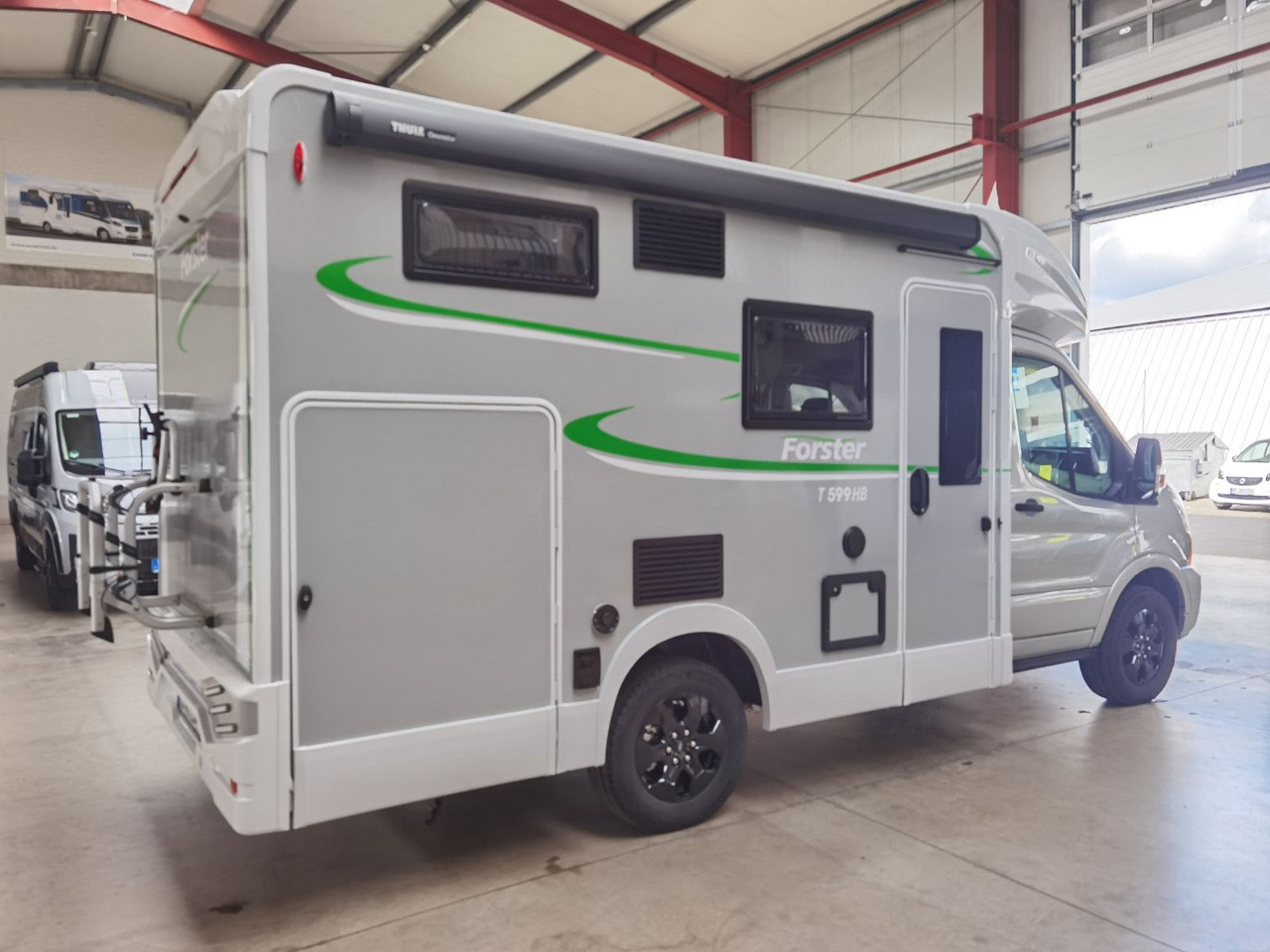 Forster T 599 HBN COUPÈ /-2025-/165PS / SILVER - EDITION - Autocaravana perfilada: foto 4 Forster T 599 HBN COUPÈ /-2025-/165PS / SILVER - EDITION - Autocaravana perfilada: foto 4