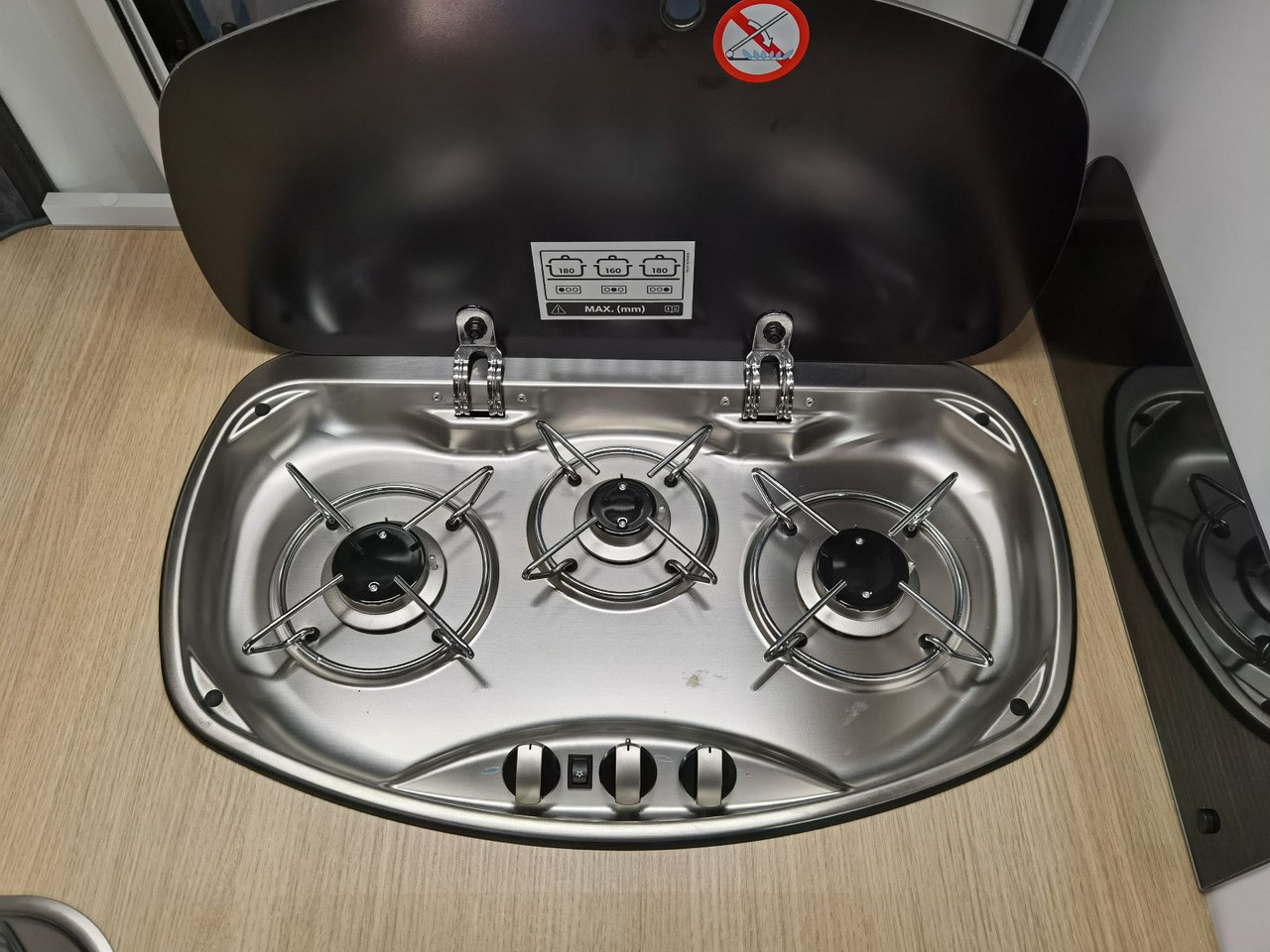 Leasing de  Karmann DEXTER 550 / 140PS / CONCEPT - PAKET & HUBBETT Karmann DEXTER 550 / 140PS / CONCEPT - PAKET & HUBBETT: foto 20