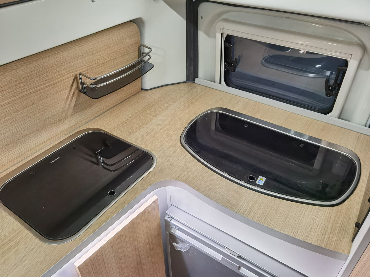 Leasing de  Karmann DEXTER 550 / 140PS / CONCEPT - PAKET & HUBBETT Karmann DEXTER 550 / 140PS / CONCEPT - PAKET & HUBBETT: foto 17