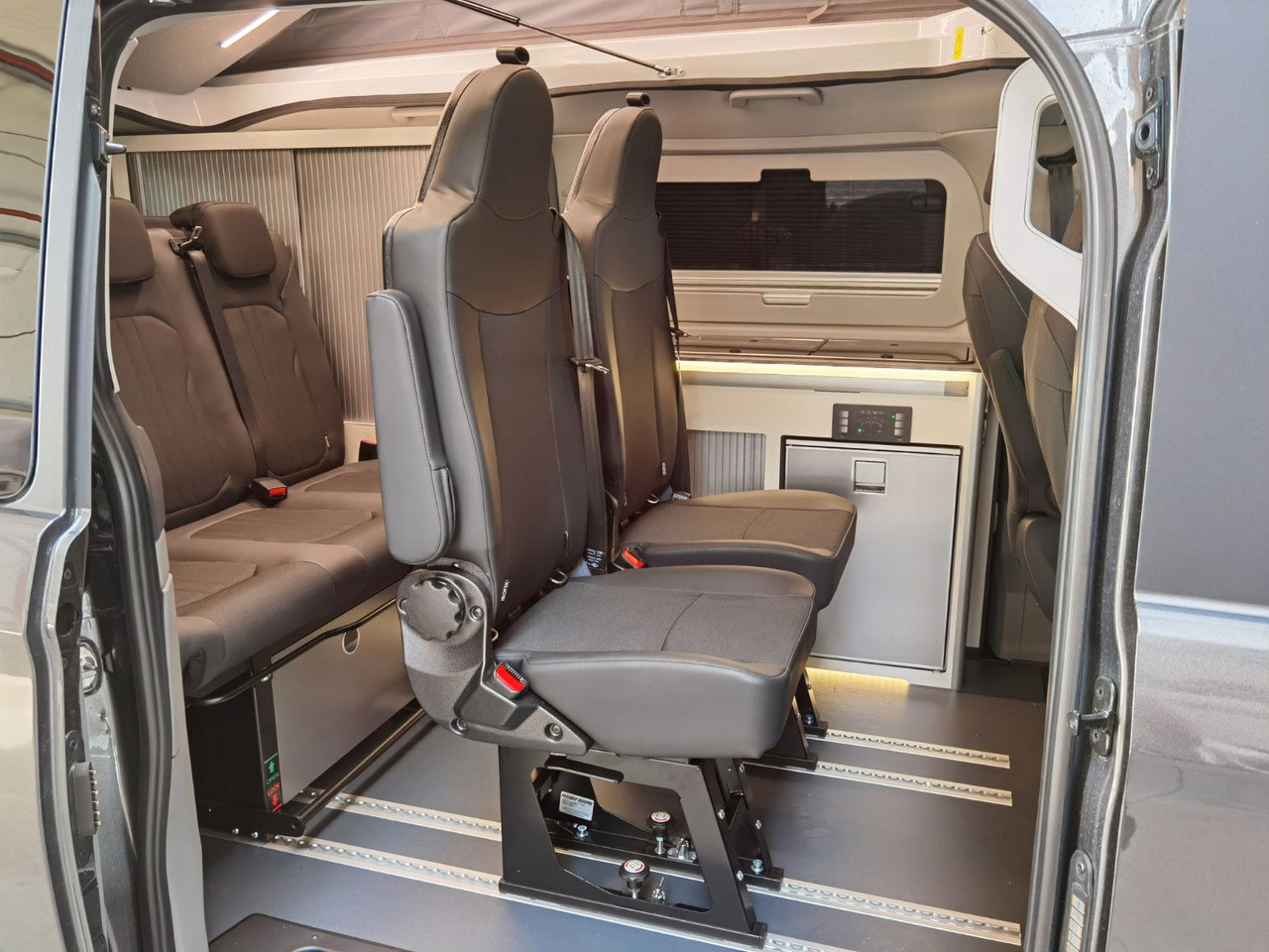 Cámper Karmann DUNCAN 500 / VIVA - PAKET / ABVERKAUF 2026: foto 31 Cámper Karmann DUNCAN 500 / VIVA - PAKET / ABVERKAUF 2026: foto 31