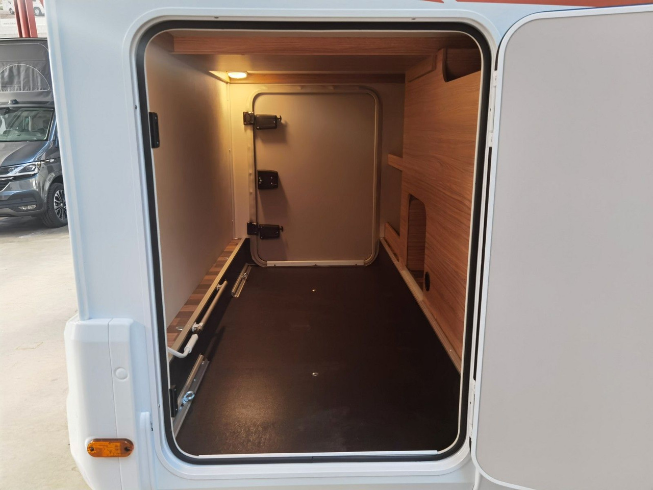 Autocaravana perfilada Weinsberg CARACOMPACT 600 MEG PEPPER /2025 / 8G.AUTOMATIK: foto 9