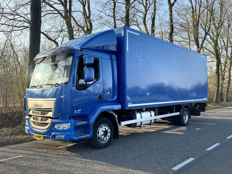 DAF LF 250 - Camión caja cerrada: foto 3 DAF LF 250 - Camión caja cerrada: foto 3