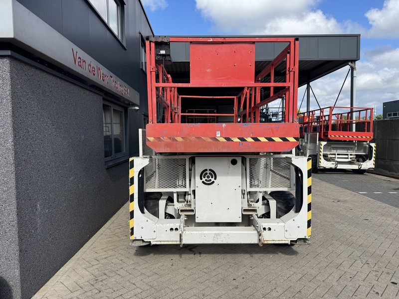 Genie Genie GS 3390 RT Schaarhoogwerker / Scissor Lift / Arbeitsbuhne 12mtr werkhoogte 4x4 Deutz DIESEL 2014 - Plataforma de tijeras: foto 2 Genie Genie GS 3390 RT Schaarhoogwerker / Scissor Lift / Arbeitsbuhne 12mtr werkhoogte 4x4 Deutz DIESEL 2014 - Plataforma de tijeras: foto 2