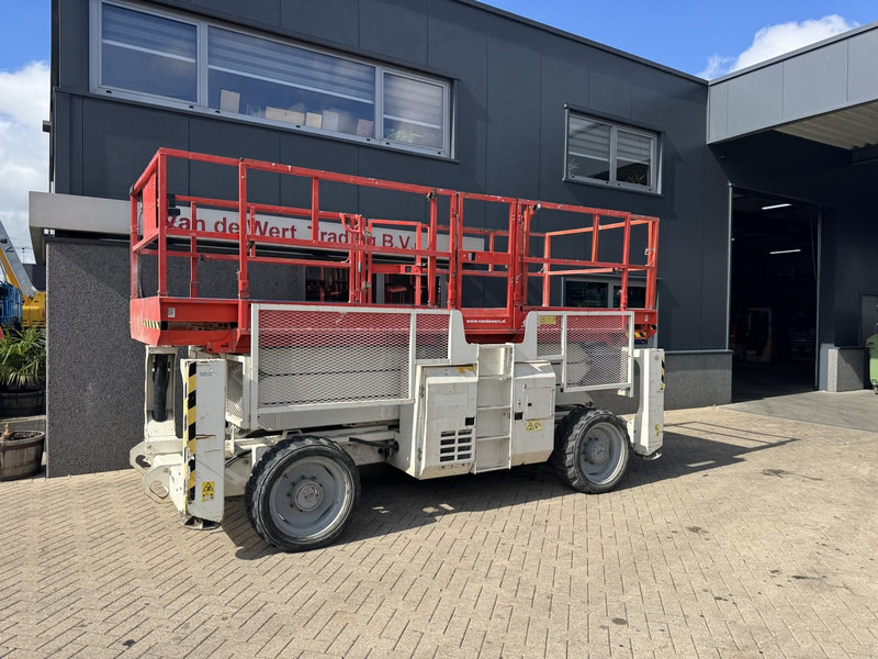 Genie Genie GS 3390 RT Schaarhoogwerker / Scissor Lift / Arbeitsbuhne 12mtr werkhoogte 4x4 Deutz DIESEL 2014 - Plataforma de tijeras: foto 4 Genie Genie GS 3390 RT Schaarhoogwerker / Scissor Lift / Arbeitsbuhne 12mtr werkhoogte 4x4 Deutz DIESEL 2014 - Plataforma de tijeras: foto 4