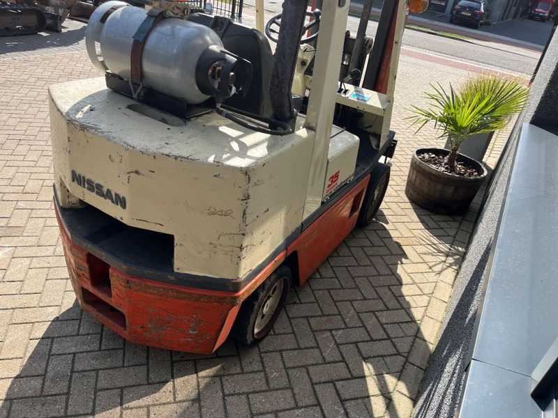 Nissan FG35U heftruck dulpo310 freelift 3e functie LPG COMPACT - Carretilla elevadora de gas: foto 4 Nissan FG35U heftruck dulpo310 freelift 3e functie LPG COMPACT - Carretilla elevadora de gas: foto 4