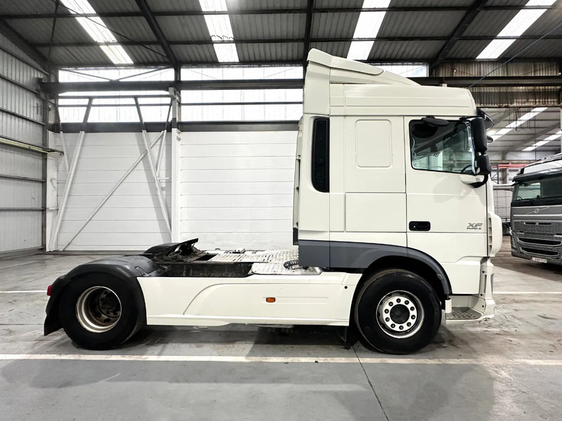 Cabeza tractora DAF XF 460 SPACECAB / STANDAIRCO / ADR: foto 6 Cabeza tractora DAF XF 460 SPACECAB / STANDAIRCO / ADR: foto 6
