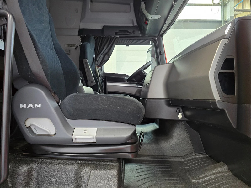Cabeza tractora MAN TGX 18.440 EURO 6 / PTO / AIRCO: foto 11