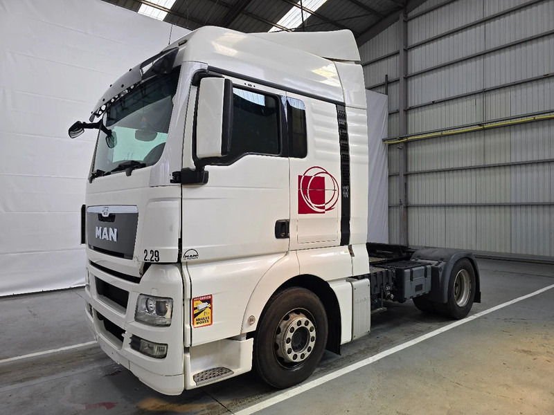 MAN TGX 18.440 XLX / AIRCO / EURO 5 / 10 pieces - Stuck - Cabeza tractora: foto 1 MAN TGX 18.440 XLX / AIRCO / EURO 5 / 10 pieces - Stuck - Cabeza tractora: foto 1