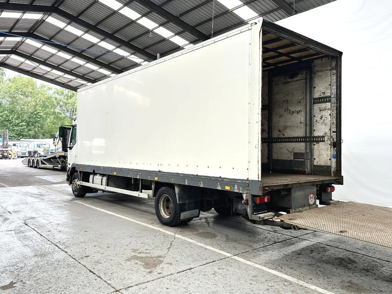 DAF LF 55.220 AE45 LAMMES/LAMMES - BLATT / BLATT - Camión caja cerrada: foto 3 DAF LF 55.220 AE45 LAMMES/LAMMES - BLATT / BLATT - Camión caja cerrada: foto 3