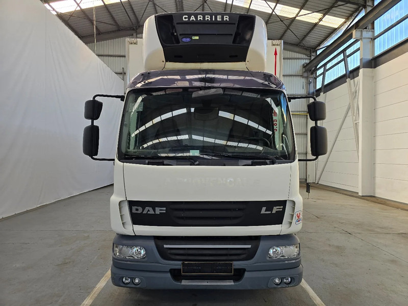 DAF LF 55.220 EURO 5 / CARRIER / MULTITEMPERATUUR / DHOLLANDIA 1500kg - Camión frigorífico: foto 2 DAF LF 55.220 EURO 5 / CARRIER / MULTITEMPERATUUR / DHOLLANDIA 1500kg - Camión frigorífico: foto 2