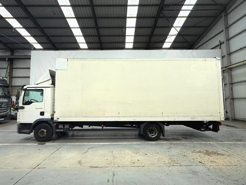 MAN TGL 12.220 AUTOMAAT / AIRCO - Camión caja cerrada: foto 2 MAN TGL 12.220 AUTOMAAT / AIRCO - Camión caja cerrada: foto 2
