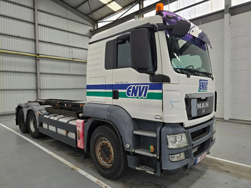 MAN TGS 28.440 6x2 / EURO 5 / AIRCO / LIFTAS / 10 roues - 10 tyres - Camión chasis: foto 3 MAN TGS 28.440 6x2 / EURO 5 / AIRCO / LIFTAS / 10 roues - 10 tyres - Camión chasis: foto 3