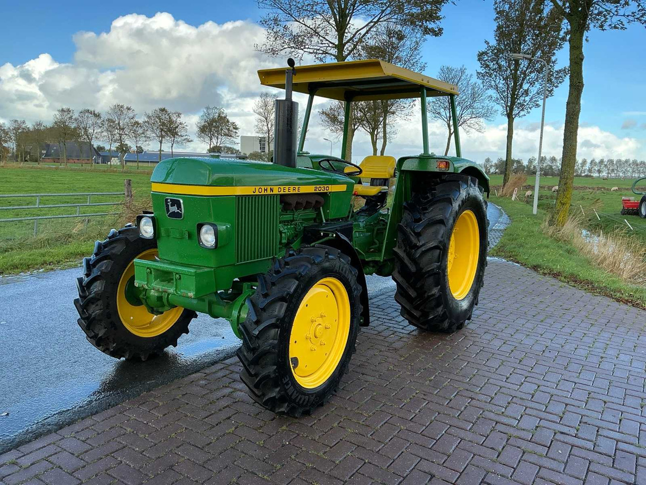 1977 JOHN DEERE 2030S ALL-WHEEL DRIVE FARM TRACTOR - Tractor: foto 3 1977 JOHN DEERE 2030S ALL-WHEEL DRIVE FARM TRACTOR - Tractor: foto 3