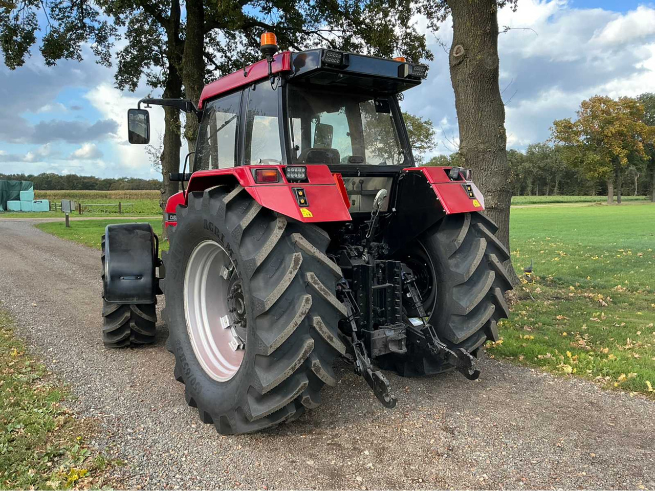 1993 CASE IH MAXXUM 5150 ALL-WHEEL DRIVE FARM TRACTOR - Tractor: foto 3 1993 CASE IH MAXXUM 5150 ALL-WHEEL DRIVE FARM TRACTOR - Tractor: foto 3