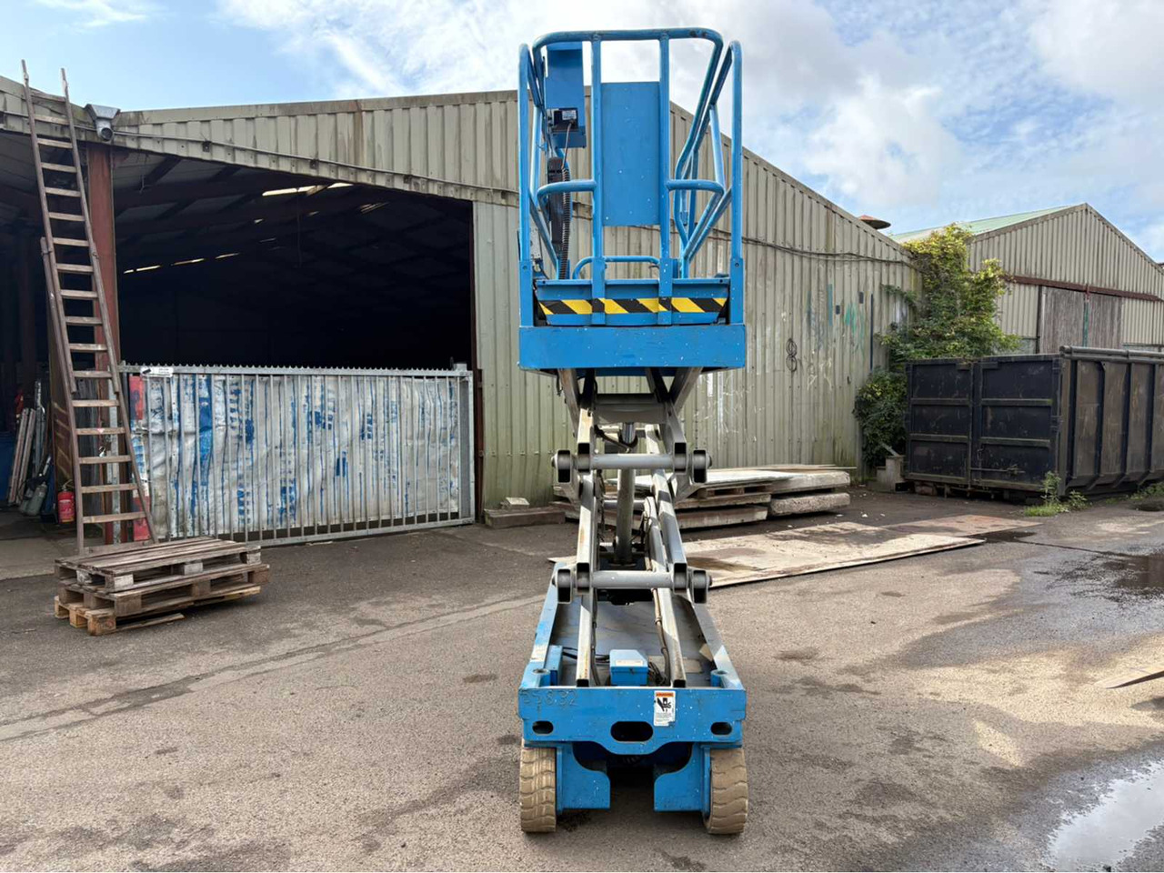 1997 GENIE GS-2032 AERIAL PLATFORM - Plataforma elevadora: foto 5 1997 GENIE GS-2032 AERIAL PLATFORM - Plataforma elevadora: foto 5