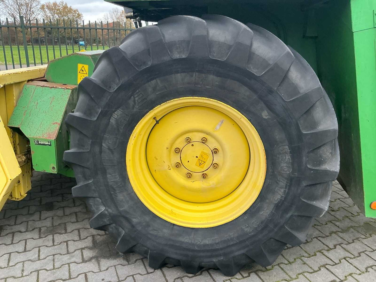 Cosechadora de forraje 1999 JOHN DEERE 6750 FORAGE HARVESTER: foto 7 Cosechadora de forraje 1999 JOHN DEERE 6750 FORAGE HARVESTER: foto 7