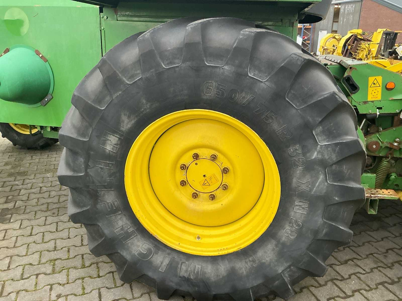 Cosechadora de forraje 1999 JOHN DEERE 6750 FORAGE HARVESTER: foto 8 Cosechadora de forraje 1999 JOHN DEERE 6750 FORAGE HARVESTER: foto 8