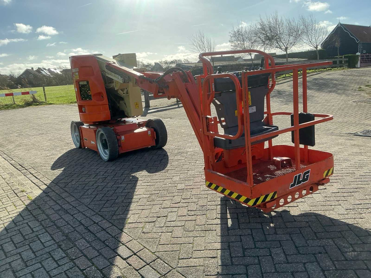 2007 JLG E300AJP AERIAL PLATFORM - Plataforma elevadora: foto 4 2007 JLG E300AJP AERIAL PLATFORM - Plataforma elevadora: foto 4