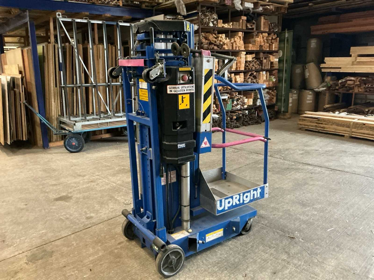 2007 UPRIGHT LL25 A-C AERIAL WORK PLATFORM - Plataforma elevadora: foto 4 2007 UPRIGHT LL25 A-C AERIAL WORK PLATFORM - Plataforma elevadora: foto 4